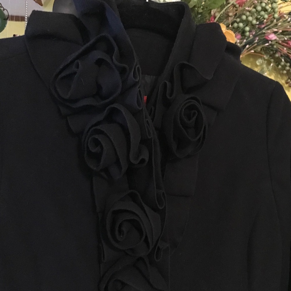 Coat - Picture 4 of 8